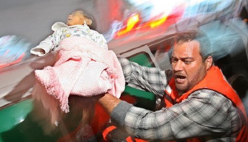 أكثر 70 من شهيدا في محرقة غزة .. والحكومة الفلسطينية تعلق المفاوضات مع إسرائيل