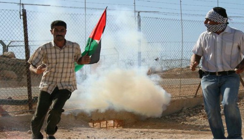 إصابة خمسة فلسطينيين خلال قمع جنود الإحتلال