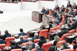 مشروع الدستور التركي يسعى الى ضبط الجيش