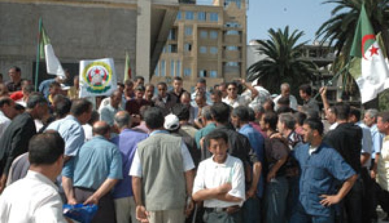 لا زيادات في الأجور خلال شهر فيفري بسبب تأخر إعداد القوانين