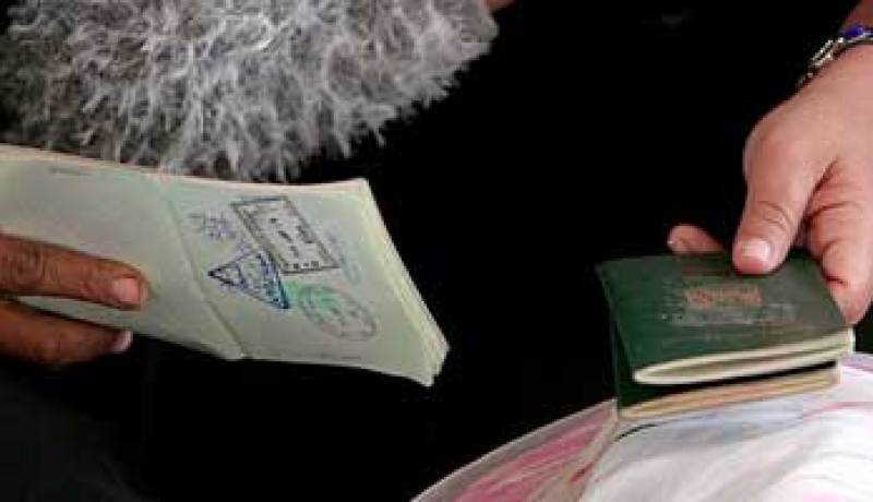 إيران تعلق قرار إعفاء تركيا ودول أخرى من تأشيرات الدخول