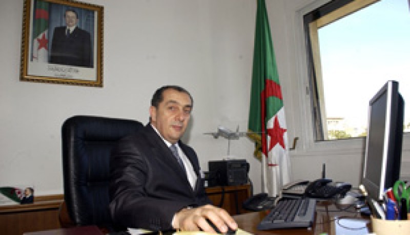 أول خرجة للرئيس المدير العام لـ “الخطوط الجزائرية”