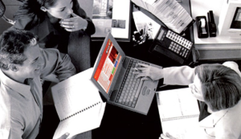 سيم داتا ضمن مجال GPRS :الآن يمكنكم تحويل المعلومات انطلاقا من حاسوب آلي PC أو من جهاز إعلام آلي محمول