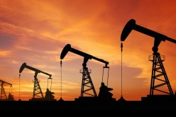 تراجع البرنت إلى ما دون 68 دولارا للبرميل