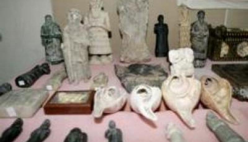 حجز أزيد من 1615 قطعة أثرية وجهاز بحث عن المعادن في قسنطينة