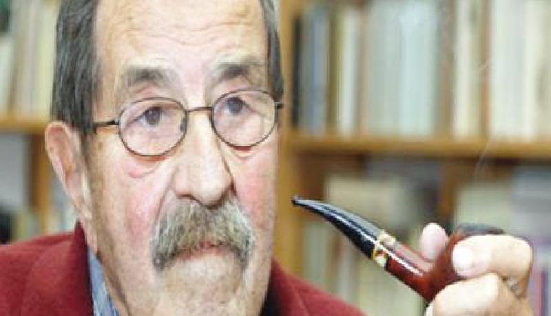 غونتر غراس ينتقد قرار إسرائيل منعه من دخول أراضيها