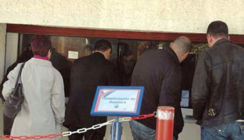 إلغاء شهادة سحب ''الدوفيز'' من ملفات طلب تأشيرة ''شنغن