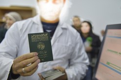 سلال: جواز السفر الدبلوماسي .. ممنوع على أبناء المسؤولين والشخصيات الوطنية