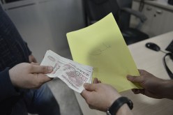 الإطاحة بـ مير الونزة متلبسا بتلقي رشوة بـ10 ملايين في تبسة
