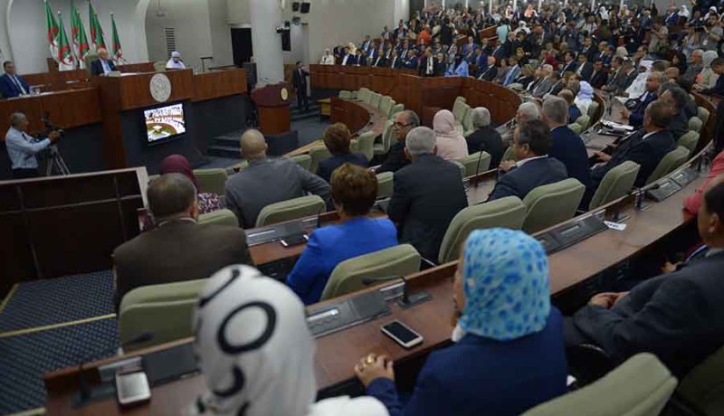 أمـوالكم حرام يا برلمانيـين