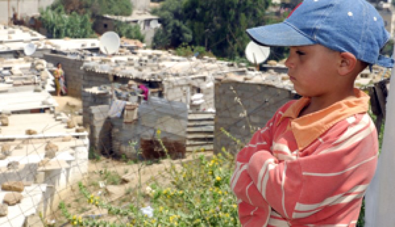 النهار تعود  الى “مزرعة مصطفى بن بولعيد” والوقوف عند وعود المسؤولين  بالقضاء على الأحياء القصديرية   بعد مرور سنة ” لاشيء تغير لدى عائلة “معاذ” مفجر قصر الحكومة   “
