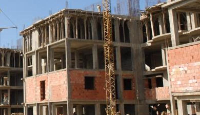 تجميد توزيع سكنات الجنوب لعمّال التربية إلى موعد لاحق