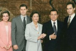 ويكيليكس: سوزان مبارك تحفز لتوريث الإبن جمال