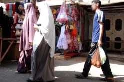 الحمالون يعودون إلى الأسواق