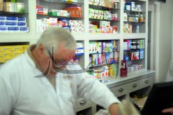 أزمة مضـادات الألم بالصيدليات.. ومرضى السرطان يعانـون