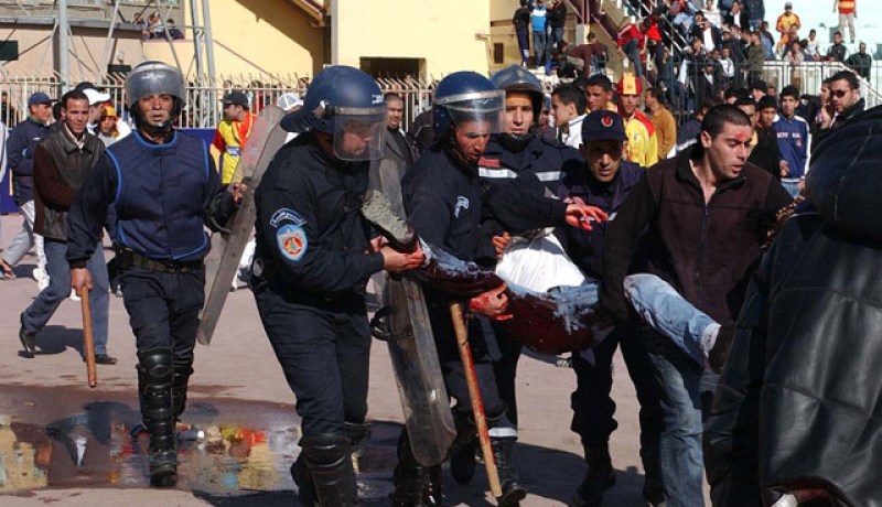 الى متى تظل صور العنف تهيمن على ملاعبنا، على غرار ما حدث يوم الخميس الماضي خلال مباراة الكأس المتأخرة بين الفريقين الجارين اتحاد العاصمة، ونصر حسين داي.