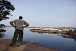 جوبا تتهم الخرطوم باحتجاز 35 الف جنوبي سوداني كعبيد