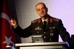 محاكمة قائد الجيش التركي السابق بتهمة تدبير محاولة انقلاب