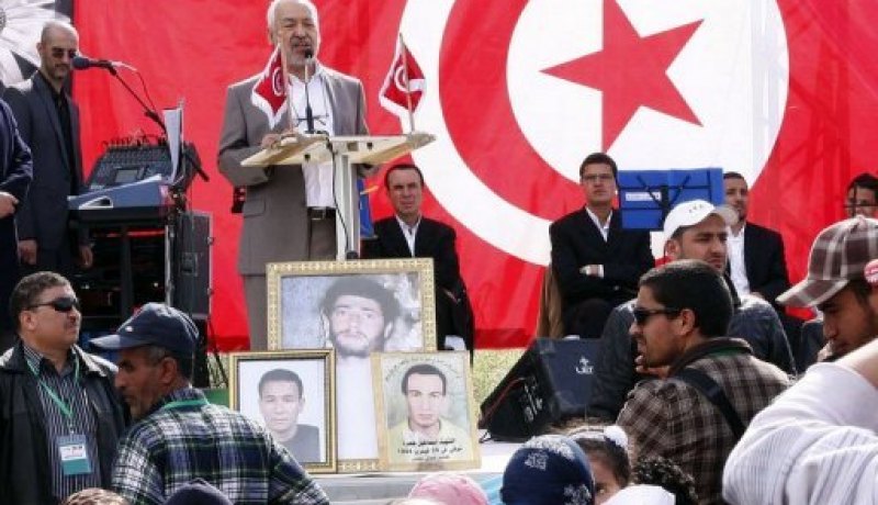 زعيم حزب النهضة في تونس يدعو إلى الوفاق والإجماع الوطني