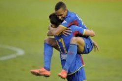 بطولة اسبانيا  ليفانتي يبقي على اماله بدوري الابطال