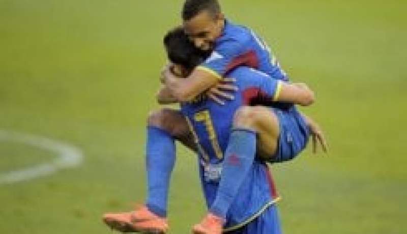 بطولة اسبانيا  ليفانتي يبقي على اماله بدوري الابطال