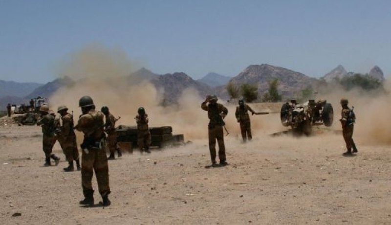 مقتل 14 جنديا يمنيا في هجوم شنه مقاتلو القاعدة جنوب اليمن