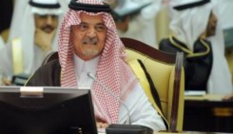 سعود الفيصل يطالب إيران بعدم التدخل في العلاقات بين السعودية والبحرين