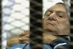 بث مباشر وتدابير أمنية مشددة لجلسة النطق بالحكم على مبارك غدا