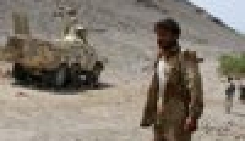 مقتل جندي يمني واربعة من عناصر القاعدة في اشتباكات
