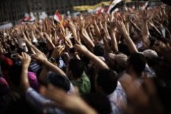 شباب الثورة يدعو لتظاهرة مليونية للمطالبة يوقف الجولة الثانية من انتخابات الرئاسة