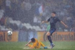 توقف مباراة اوكرانيا وفرنسا بسبب الامطار الغزيرة