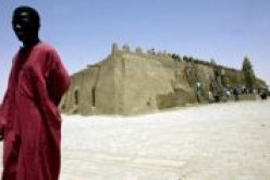 الاسلاميون يواصلون تدمير اضرحة اولياء مسلمين في تمبكتو