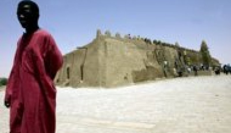 الاسلاميون يواصلون تدمير اضرحة اولياء مسلمين في تمبكتو