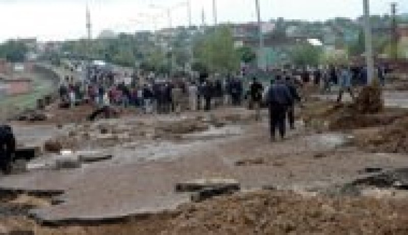 فيضانات في تركيا تودي بحياة ثمانية اشخاص