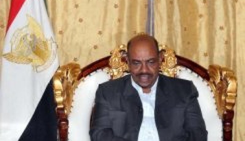 حكومة جديدة تفرضها سياسة التقشف تقسم اليمين في السودان