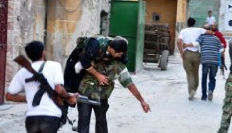 الجيش السوري الحر يستولي على ثلاثة مراكز أمنية في مدينة حلب