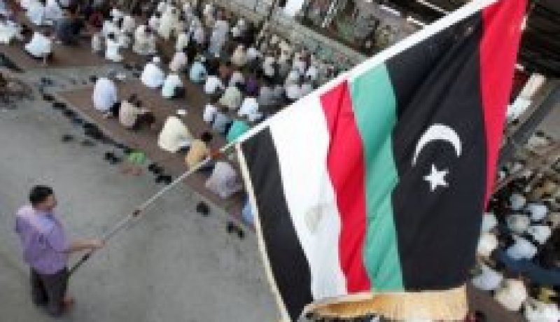 انفجار سيارة دبلوماسي مصري في بنغازي ولا ضحايا