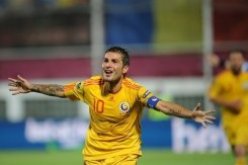 موتو يوقع مع اجاكسيو