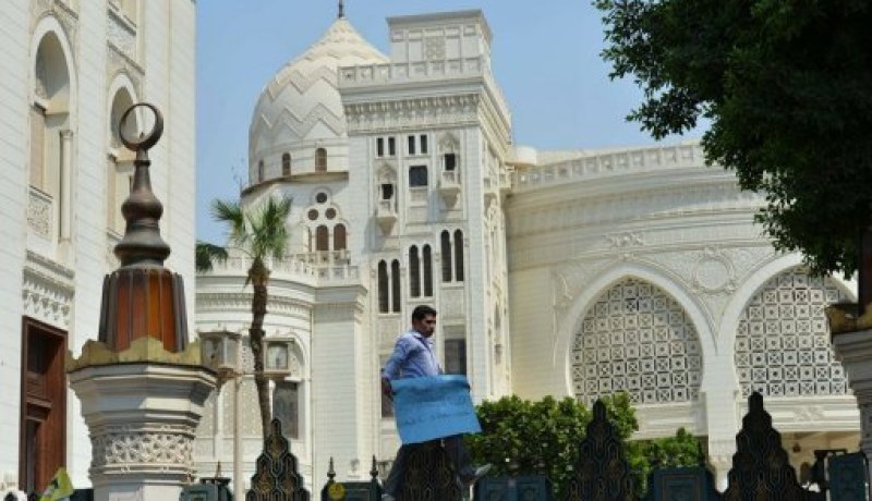 جماعة الاخوان تدعو الى تظاهرة اليوم امام قصر الرئاسة تحت اسم حماية الشرعية
