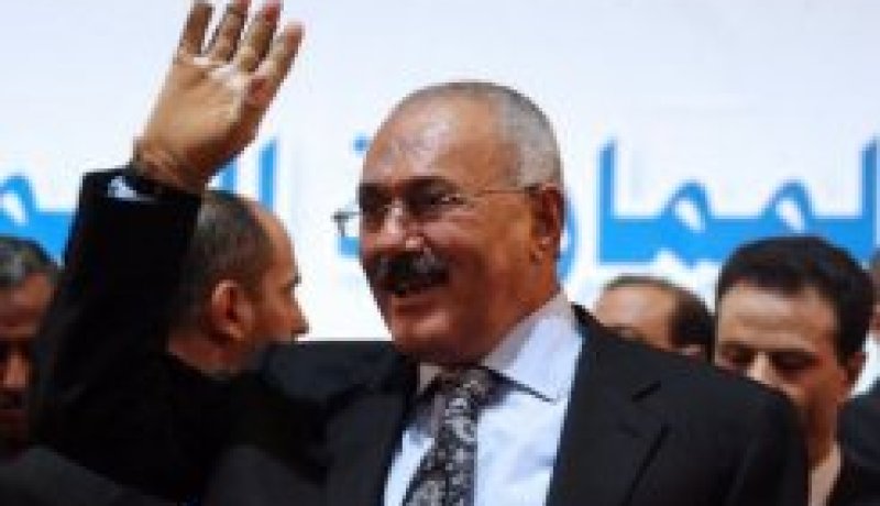 نحو 200 ألف يمني يتظاهرون لالغاء الحصانة الممنوحة لعلي عبد الله صالح