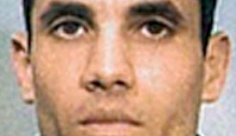 حكم مشدد على الجزائري رسام المعروف بمفجر الألفية