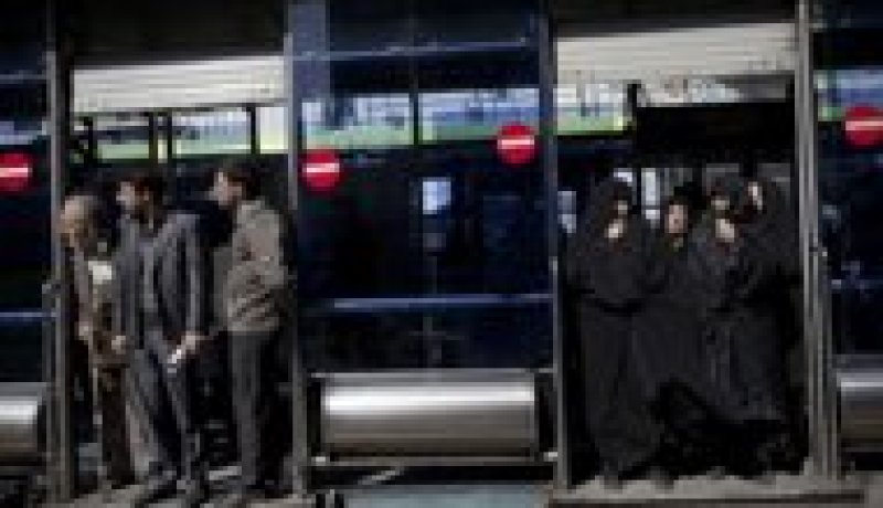 القضاء الايراني سيعلن نتائج التحقيق في وفاة مدون في السجن
