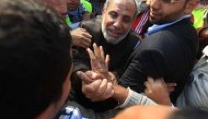 قيادي في حماس يدعو العرب الى تسليح الفصائل الفلسطينية