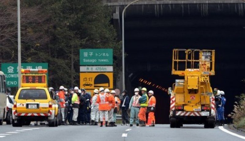 السلطات اليابانية تأمر بإجراء فحص لكل الانفاق بعد حادث الانهيار