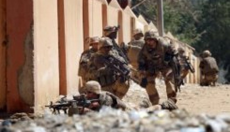 عملية انتحارية تستهدف تمرد الطوارق واطلاق نار في غاو