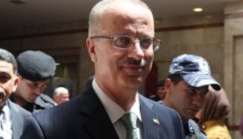 الحكومة الفلسطينية الجديدة تؤدي اليمين الدستورية الخميس