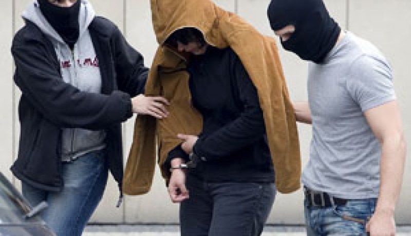 سفيرها السابق بالجزائر باجولي سيقود النخبة الجديدة…باريس تستعين بالجزائري ناصر مداح ضمن فريقها الجديد للمخابرات الفرنسية