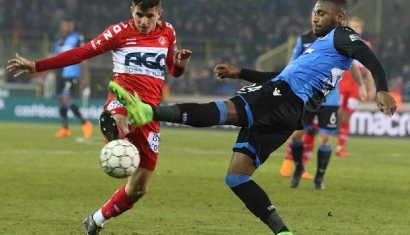 عطال يعود للمنافسة أساسيا بعد شهرين من الغياب