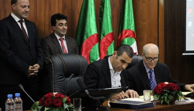 توقيع إتفاقيتين بين الفاف ووزارة الشباب والرياضة