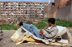 إطارات بالرئاسة ووزارة العمل يستفيدون من سكنات الزوالية